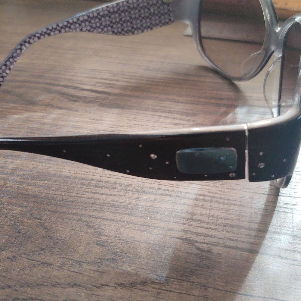 Coach Sunglasses with Case - Picture 8 of 13